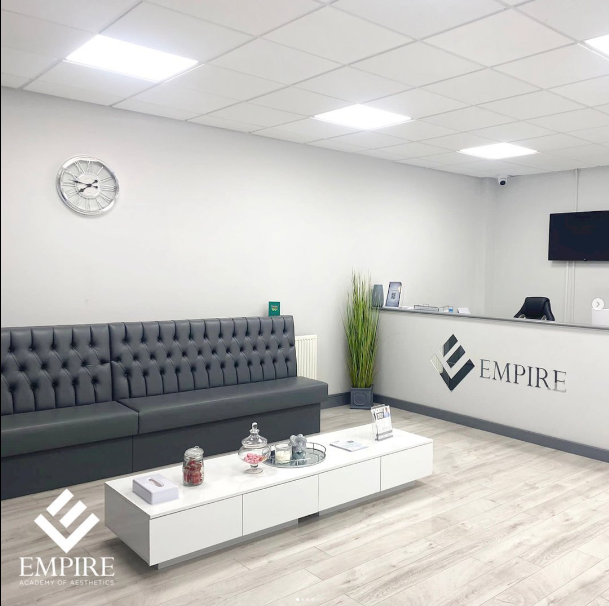 Hydradermabrasion Facial Rejuvenation